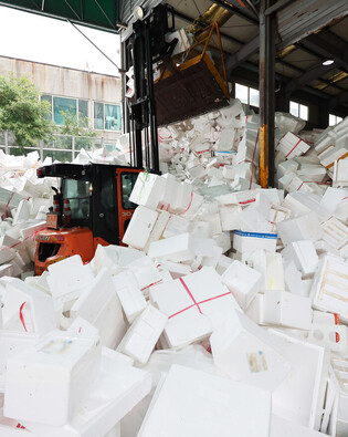 Styrofoam boxes