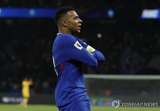 전설로 향하는 절정의 음바페, 프로·A매치 10경기 연속골 폭발