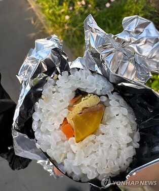 제주 탐라문화제에서 '내용물 부실' 김밥 판매돼 구설