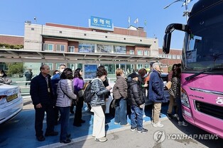 "백두대간 협곡 관광열차 타고 동해시로" 2차례 1천명 방문