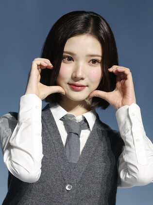 S. Korean girl group Hearts2Hearts