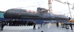 1st 3,600-ton naval attack submarine launched
