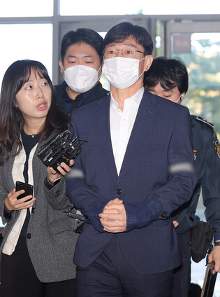 Summons of ex-Marine division commander