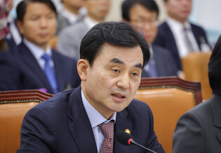 Trump OKs S. Korea's construction of nuclear-powered submarine