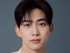 옥택연, 내년에 결혼한다…"오랜시간 믿어준 사람과 함께하기로"