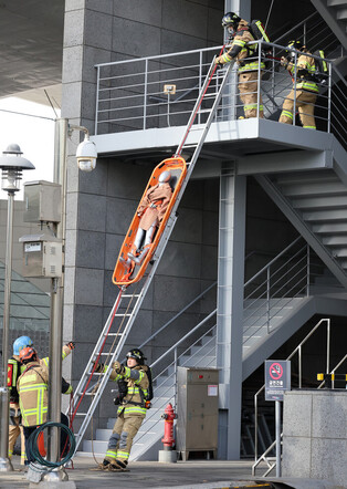 Disaster response drill for earthquakes