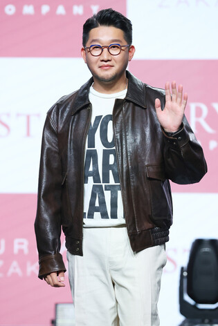 S. Korean R&B singer-songwriter group Urban Zakapa