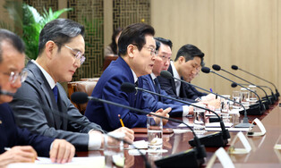 President Lee Jae Myung during meeting
