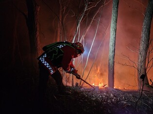 Firefighter puts out fire in Yangyang