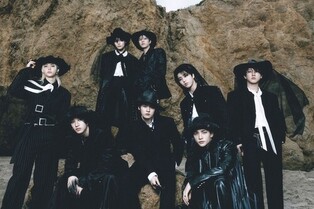 Stray Kids, TWICE earn RIAA platinum certifications