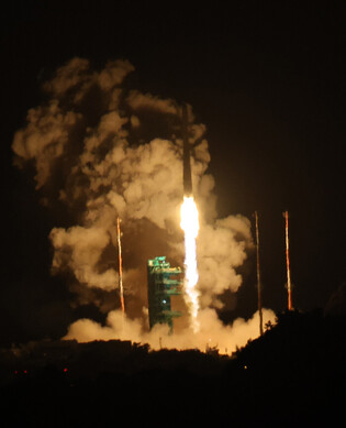 S. Korea launches space rocket