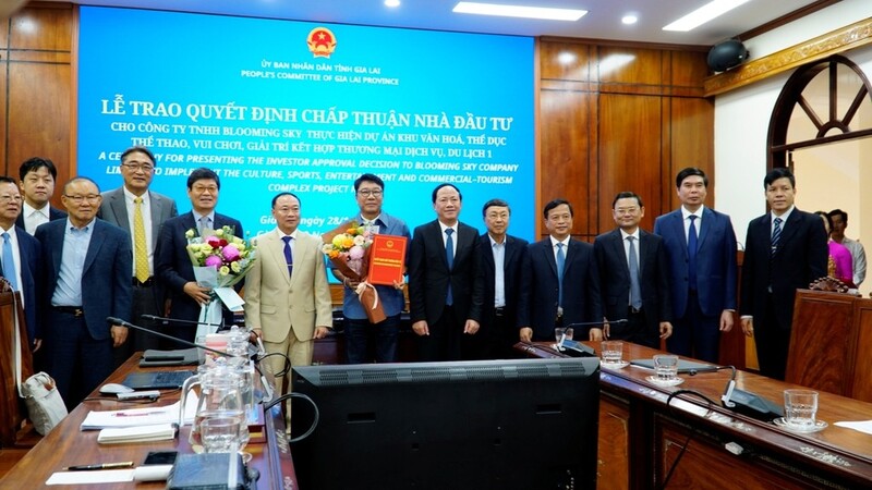 이수만의 블루밍 스카이, 베트남에 엔터복합단지 조성