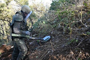 Excavation of Korean War soldiers' remains