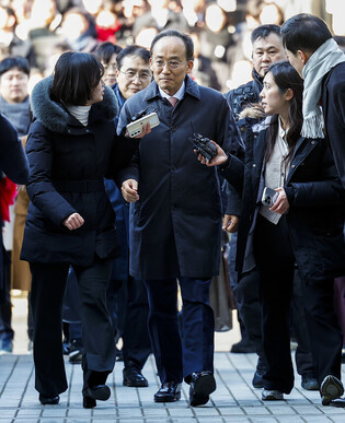 Court to decide on warrant for ex-PPP floor leader