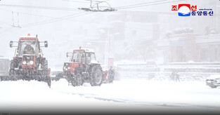 Heavy snow in Pyongyang
