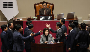 PPP lawmaker in filibuster