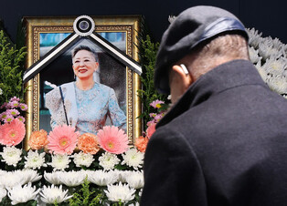 Memorial space for late actress