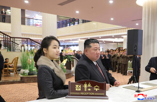 N.K. leader attends dedication ceremony for hotels