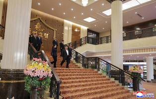 N.K. leader attends dedication ceremony for hotels