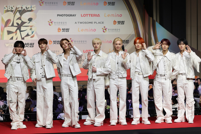 Red carpet photos from '2025 SBS Gayo Daejeon' at Inspire Entertainment Report in Incheon (part 2)