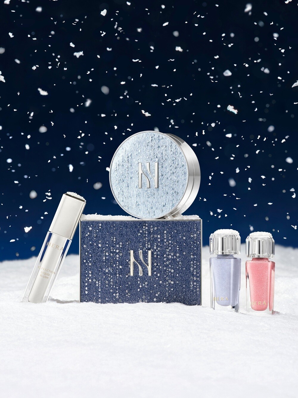 This image provided by Amorepacific shows the 2026 holiday collection "Snow Waltz" of its contemporary Seoul beauty brand, Hera. (PHOTO NOT FOR SALE)(Yonhap)