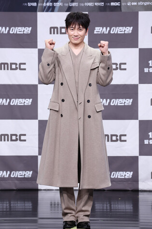 S. Korean actor Ji Sung