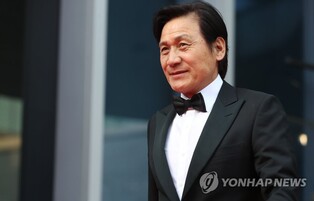 (LEAD) Beloved star Ahn Sung-ki, six-decade fixture of Korean cinema, dies at 74