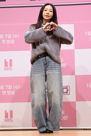 S. Korean actress Hwang Shin-hye