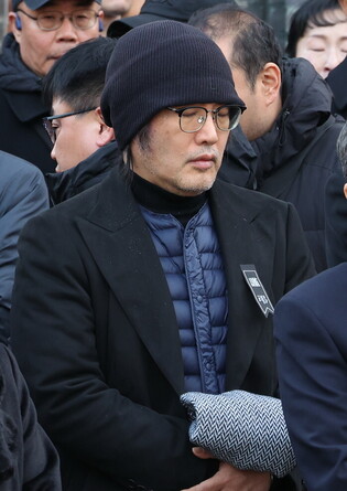 Funeral for film star Ahn Sung-ki