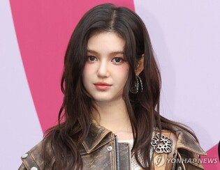 Danielle to update fans via SNS live broadcast following contract termination