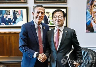 U.S. lawmaker warns of 'consequences' for hostile actions against U.S. firms after talks with Seoul official