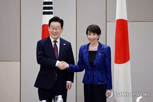 (2nd LD) Lee tells Takaichi cooperation between Seoul, Tokyo more important than ever
