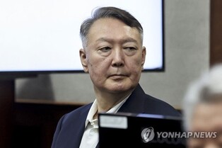 (LEAD) Ex-President Yoon to receive 1st court sentence this week over obstruction of justice, other charges