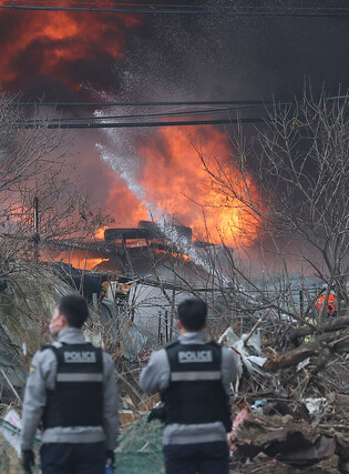 Fire in Seoul's shantytown