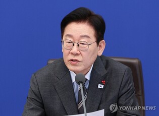 Lee calls for thorough probe into civilian suspect's alleged drone flight to N. Korea