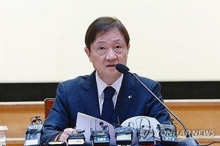 Chief of financial watchdog says will look into PEFs-related risks