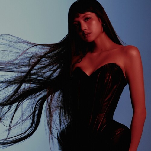 BLACKPINK's Lisa...