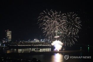 속초항 크루즈 관광객 1만1천명…지역 소비 효과 5억6천만원