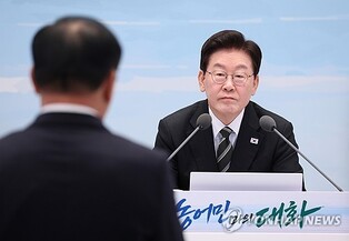 (LEAD) Lee says CPTPP entry unavoidable; membership during his term unlikely