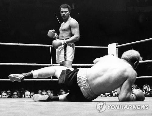 세계 복싱의 '전설' 무하마드 알리의 1976년 모습 [EPA 연합뉴스 자료사진. 재판매 및 DB 금지]