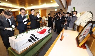 Funeral for ex-Home Affairs Minister Choi Hyung-woo