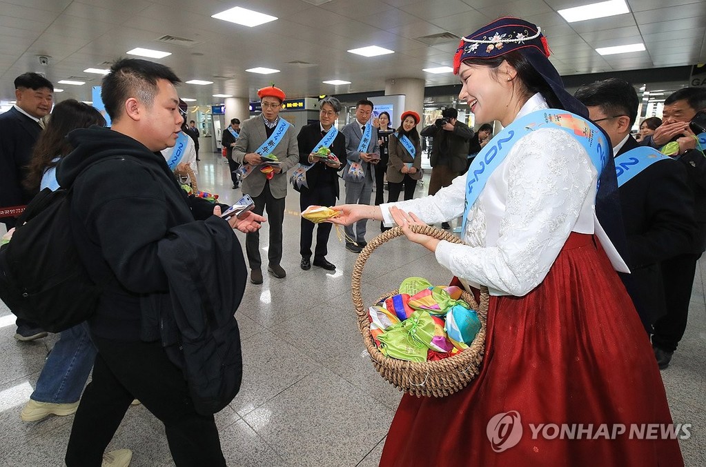 제주 찾은 중국 관광객 [연합뉴스 자료사진]