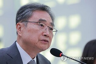 FM Cho leaves for U.S. for G20 meeting, talks with Rubio