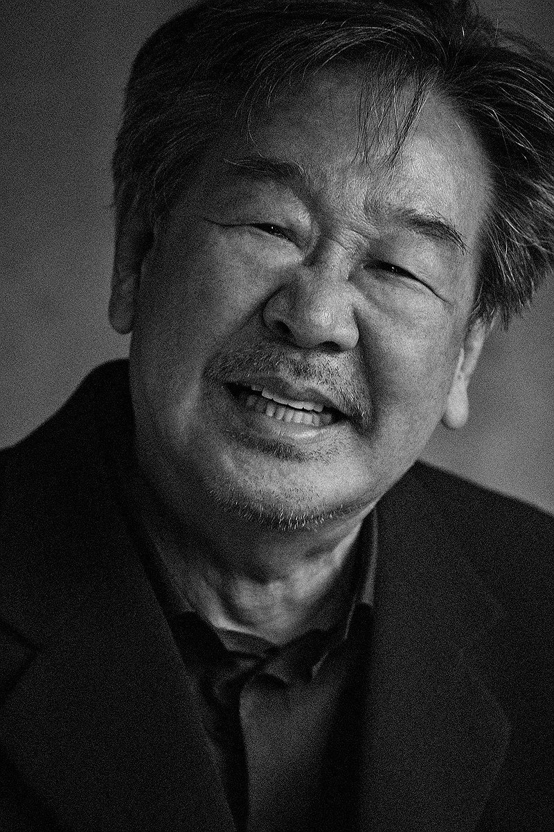 '영원한 수사반장'·'국민 아버지' 최불암 별세…향년 87세 (서울=연합뉴스) 한국의 아버지상을 대표해 '국민 아버지'로 불린 배우 최불암(본명 최영한)이 별세했다. 향년 87세.
    30일 방송계에 따르면 최불암은 서울 강서구의 한 병원에서 입원 치료 중 29일 밤 10시께 세상을 떠났다. 2026.10.30 [최불암 측 제공. 재판매 및 DB 금지] photo@yna.co.kr