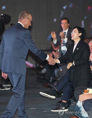 PM calls for greater cooperation with Germany in battery, semiconductor, AI sectors